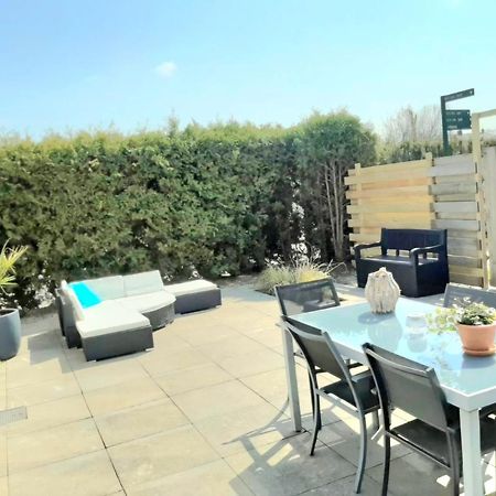 Huisje Finn, Met Grote Tuin En Veel Privacy Dirkshorn Exteriér fotografie